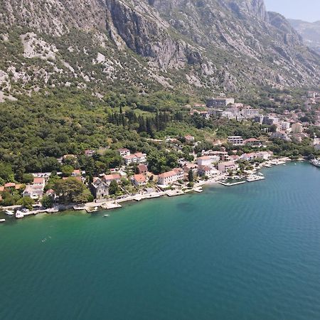 Montenegro Apartments - Private Beach โกตอร์ ภายนอก รูปภาพ